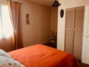 Joli duplex plein centre, parking sur demande à la réservation