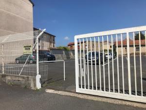 Appartements Joli duplex plein centre, parking sur demande : photos des chambres