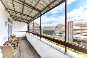 Ostrovni 7 Apartments