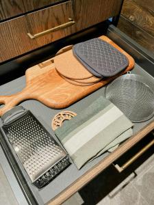 Peaceful Lodge Near Lakes, Forest & Trails