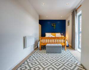 The Contractor City Spot with Parking