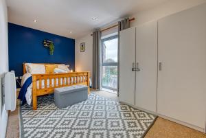 The Contractor City Spot with Parking