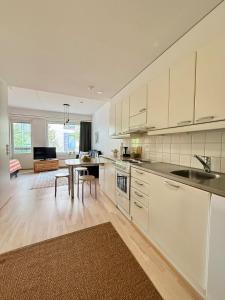 Keskustan Helmi saunalla 33m2 ilm P-paikka