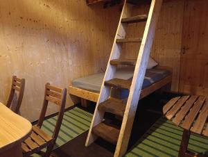 Happy Hippy Cabin for 4 persons