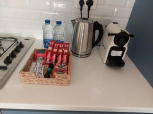 Cozy Apartment with Private Beach, couples and families only