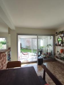 Appartements Jardin, plage et commerce a 200m : photos des chambres