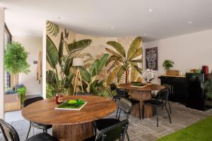 Delightful Luxury Home with heated pool near Catania, Taormina, the Sea and Mount Etna by SicilianRelaxingHomes