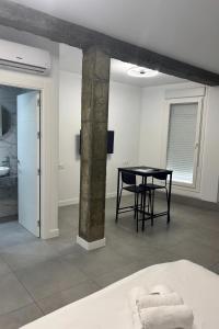 Apartamento 1 a 10 caminando de la ESTACIÓN DE BUS Y TREN MARÍA ZAMBRANO