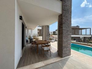 Turquoise Poolside Thymus Resort 34-1