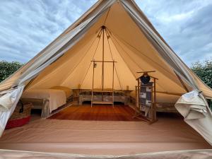 Campings La Buissonniere Lodges : photos des chambres