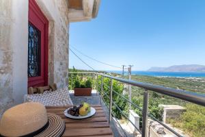The Mulberry Stonehouse Mountain - Sea View