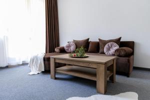 Family Suite One-Bedroom with Kitchen