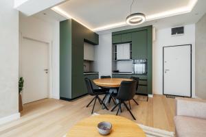 Twin Towers By In Property