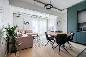 Twin Towers By In Property