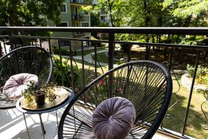 Family Suite One-Bedroom with Kitchen