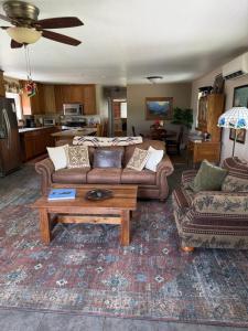 Bitterroot Barn Abode