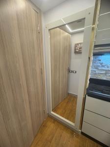 Oscar luxury free WiFi C201