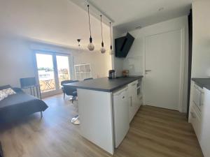 Appartements Nantes 30m2 studio au calme avec balcon sur cour : photos des chambres