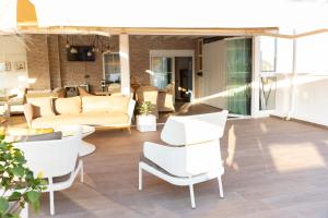 ÁTICO con ENORME TERRAZA y CHILL OUT PARTICULAR