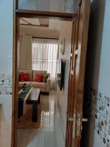 Serene BnB - Apt 02 Makongo after Mlimani City