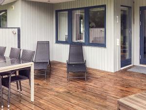 8 person holiday home in Nakskov