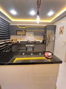 Beach Condo - 2 Mins from Ocean