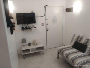 Apart Lena 3 amb Edificio Almería I con cochera frente a la playa