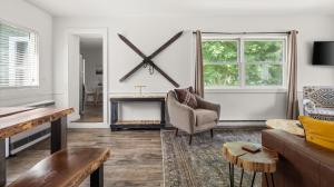 Cozy Bungalow Home in the Heart of Stowe Village