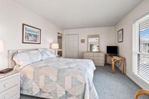 Tilghman Lakes B3 Condo