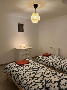 Appartements Appartement - St-Jory - Jacuzzi - Proche Toulouse : photos des chambres