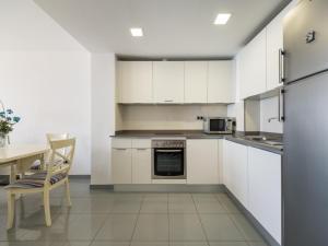 Apartment in Las Palmas by Playa de Las Canteras