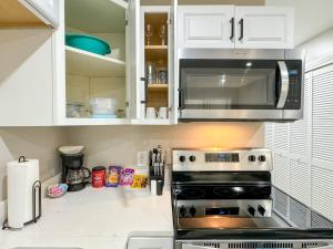 New Remodel | 1st Floor | Mins to DHMC & Hanover