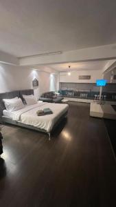 Loft for 4 to the center of Thessaloniki