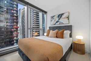 Executive 1BR and Study Ritz-Carlton Heated Pool Sauna Steam Gym