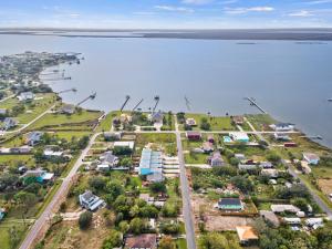 Charming 2-bedroom house with WiFi, AC in marvelous San Leon