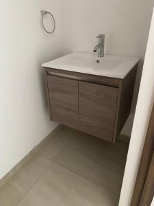 Amplio departamento con amenidades