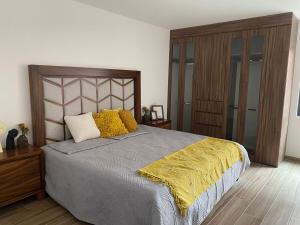 Amplio departamento con amenidades