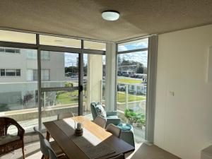 Beachfront Oceanic 5