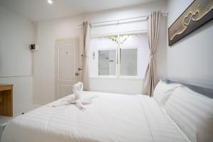 ZJ House Phuket Town