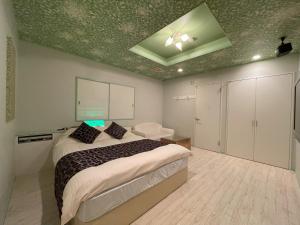 ホテルアテネ 市原鶴舞インター店