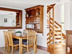 Villa Kalinya! Beachside Treehouse Oasis