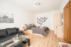 Superior Apartment with Balcony room in Čajkovskij Apartments