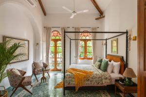 Villa Giulietta - 4BHK Villa in Assagao with Big Pvt Pool, Balcony, Dedicated Caretaker, Near Famous Cafes by The Blue Kite