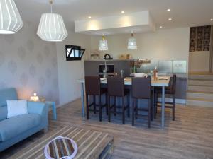 La VILLA SANARY Coeur de Portissol - Parking privé- Prise recharge voiture