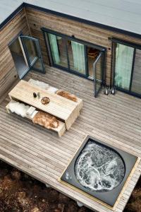 Lofoten luxury with seaview sauna and jacuzzi