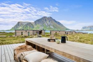 Lofoten luxury with seaview sauna and jacuzzi