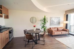 Centrally located, very comfortable and pleasant