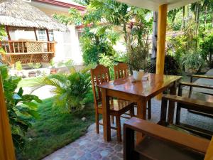 Angel Gina Guesthouse
