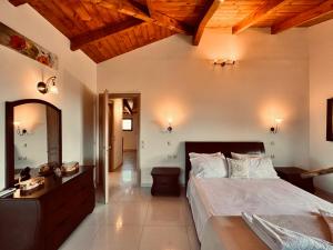 Villa Hestia - Seaview Serenity Villa with Private Pool by Villa Mana Gers