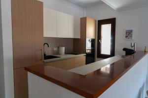 Elegant 2BR with Private Garage in the Old Town